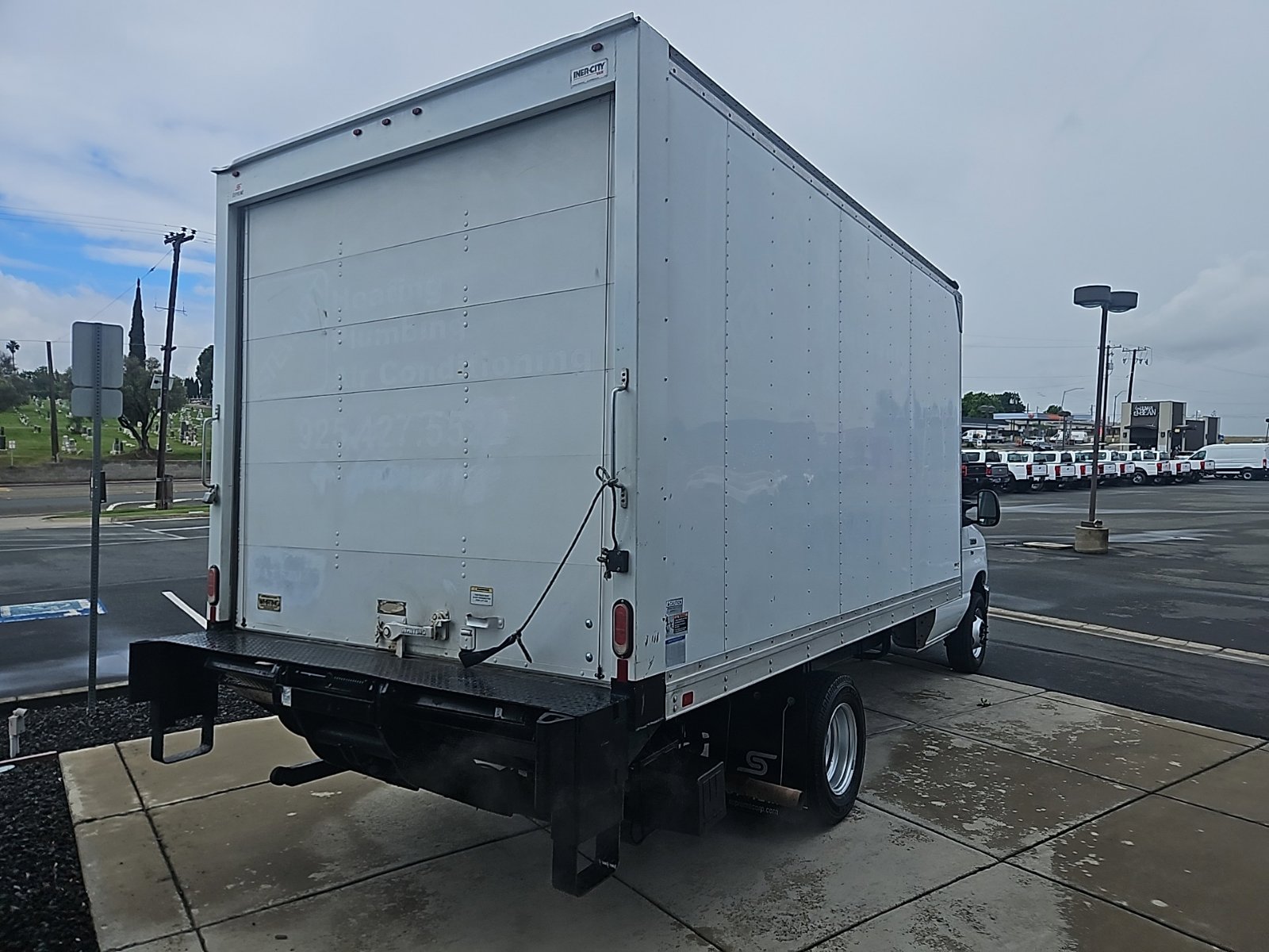 Used 2019 Ford E-350 and Econoline 350 Super Duty w/ Power Windows & Locks Group RWD image 5