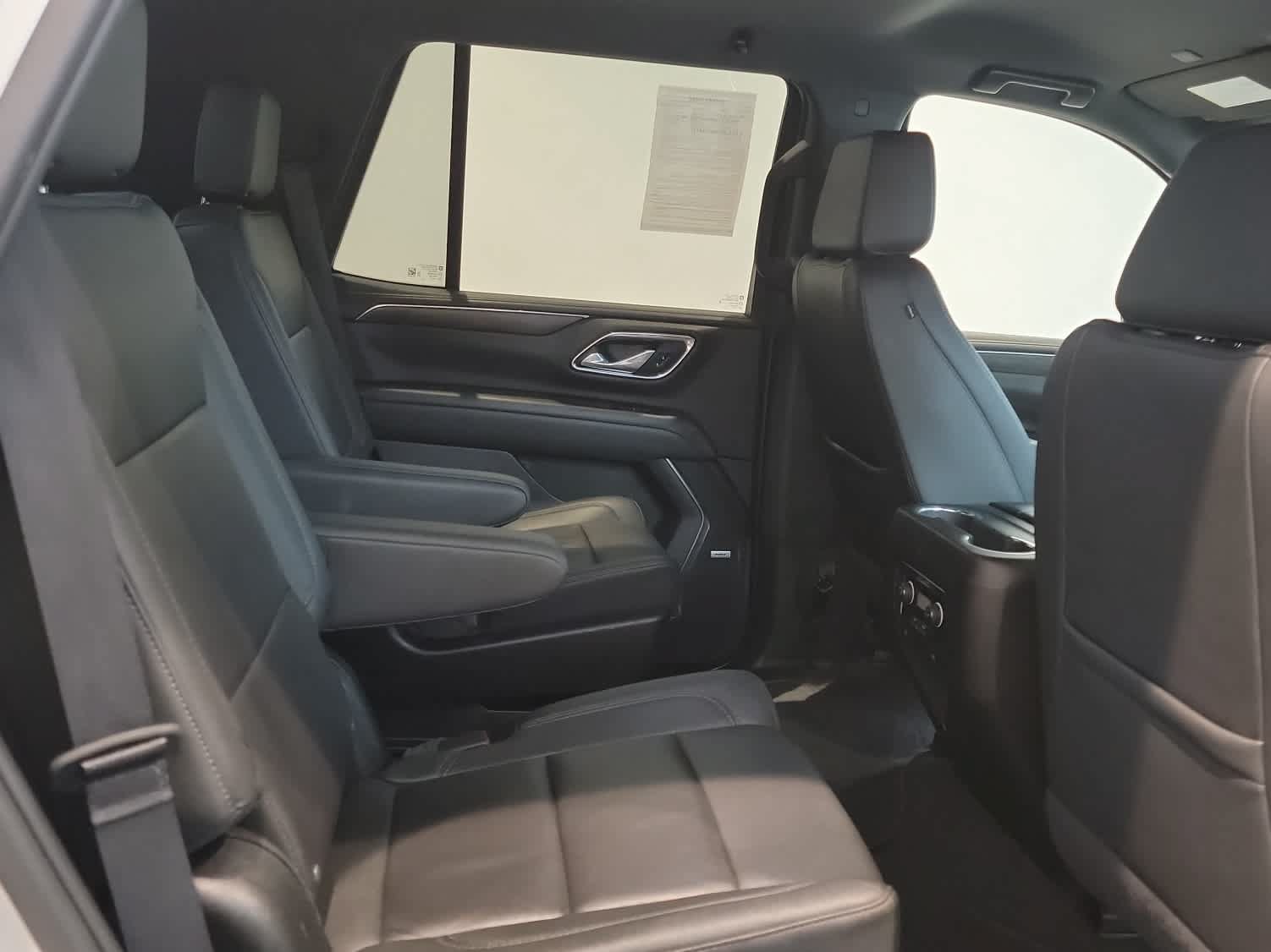 Used 2024 Chevrolet Tahoe LT AWD/4WD image 20