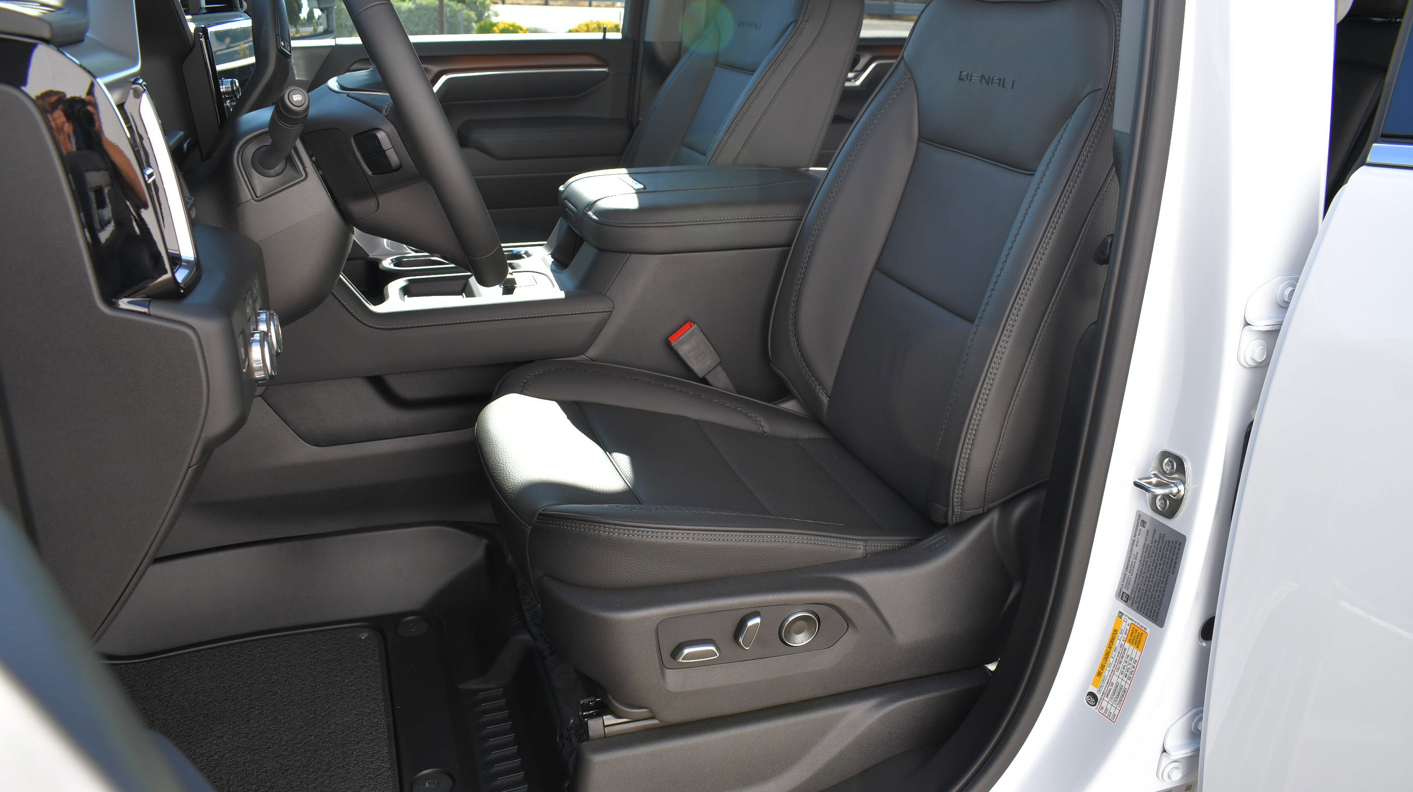 New 2026 GMC Sierra 2500 Denali w/ Denali Reserve Package image 27