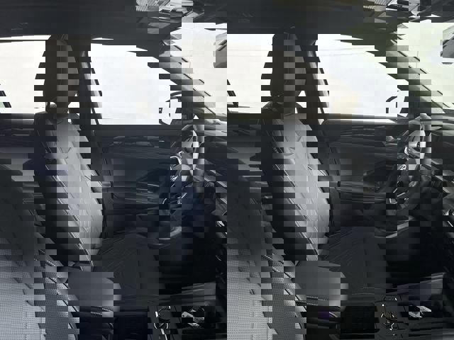 New 2025 Volkswagen Tiguan SE R-Line image 11