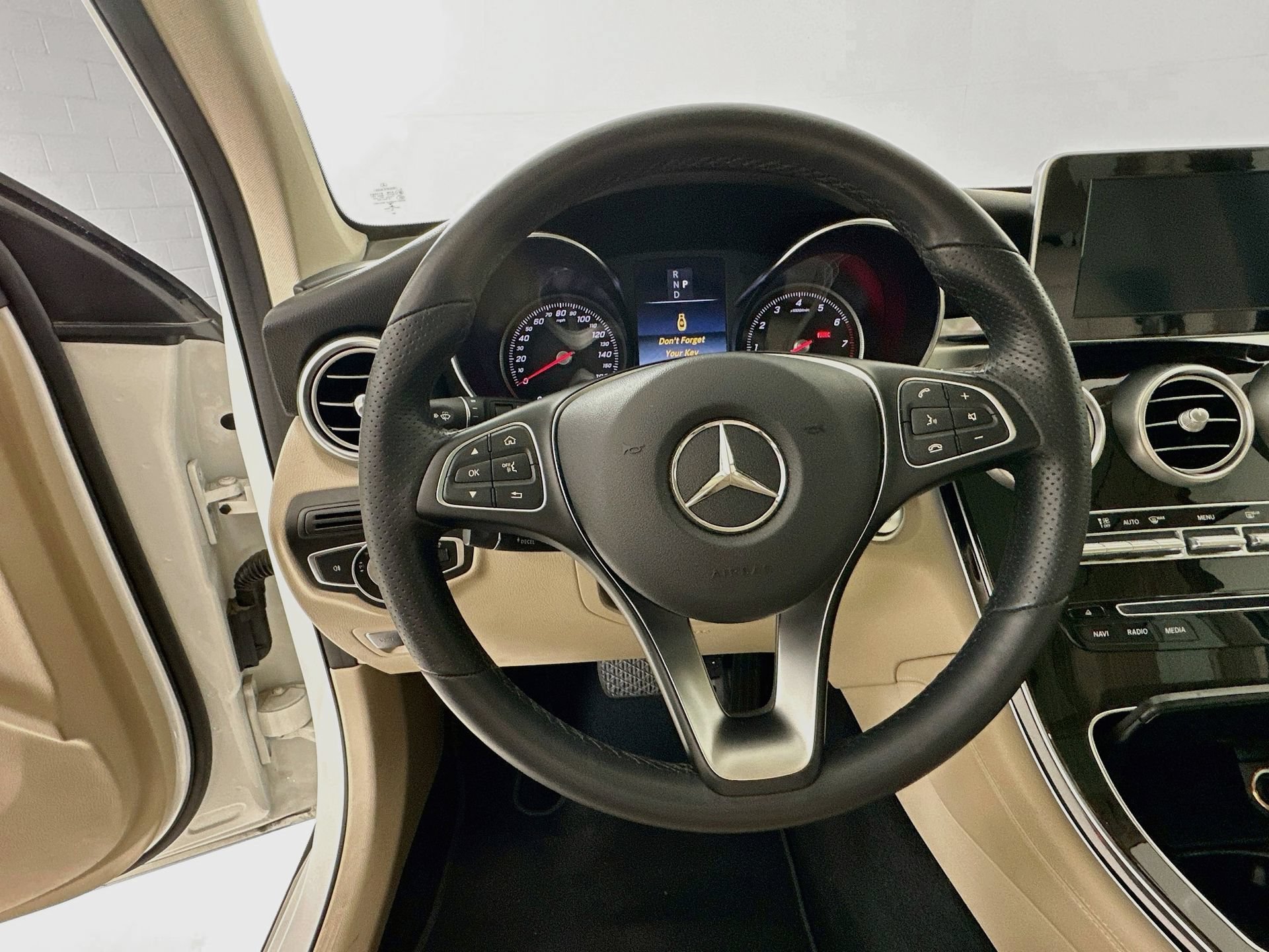 Used 2019 Mercedes-Benz GLC 300 image 12