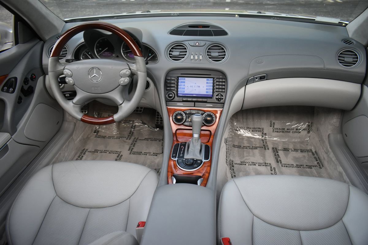 Used 2005 Mercedes-Benz SL 600 image 23