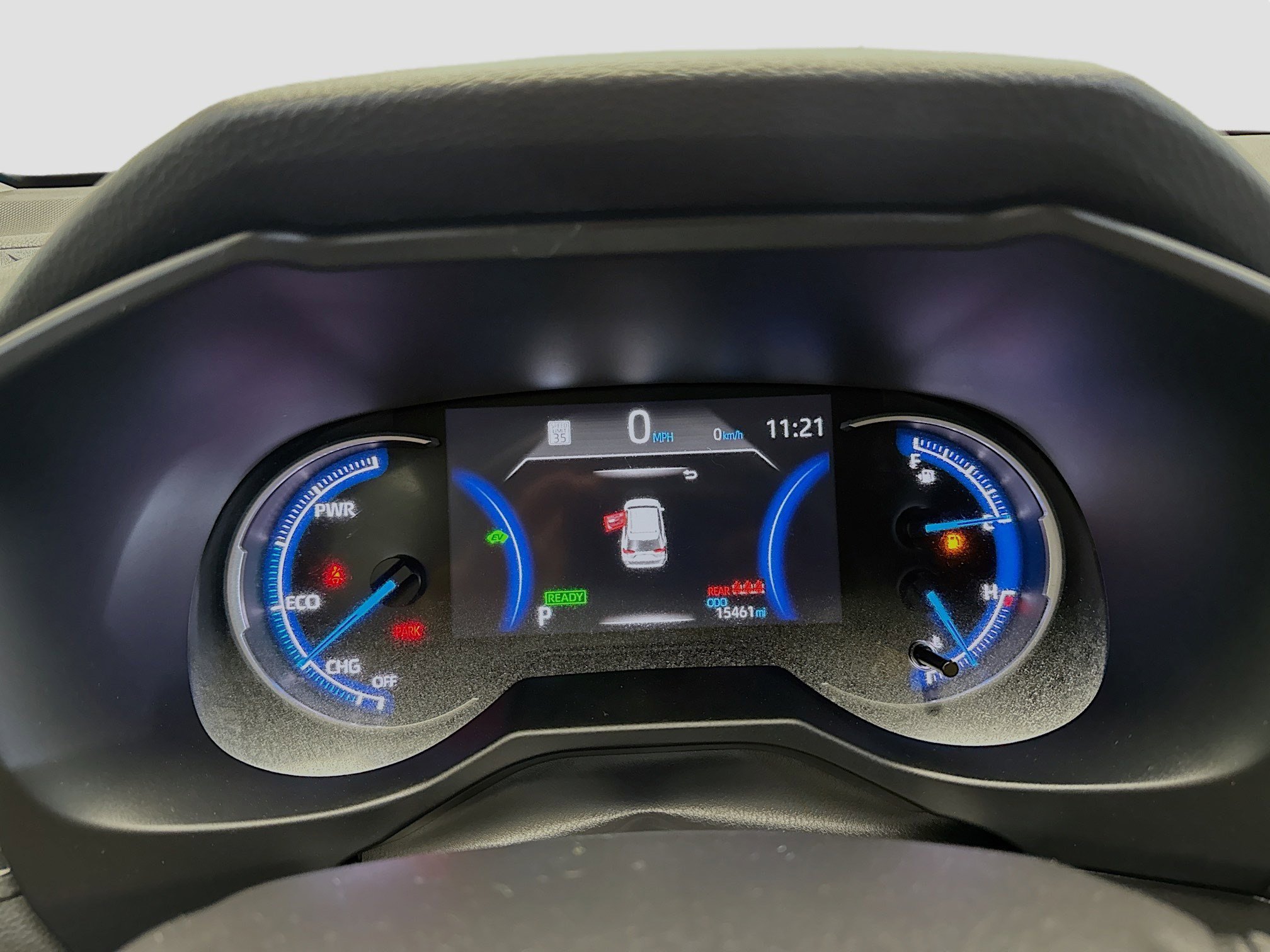 Used 2025 Toyota RAV4 LE image 8