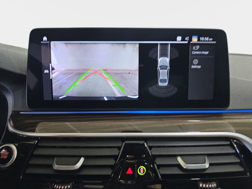 Certified 2022 BMW 530e w/ Convenience Package image 21