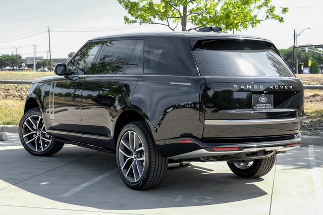 New 2027 Land Rover Range Rover Long Wheelbase SE AWD/4WD image 12
