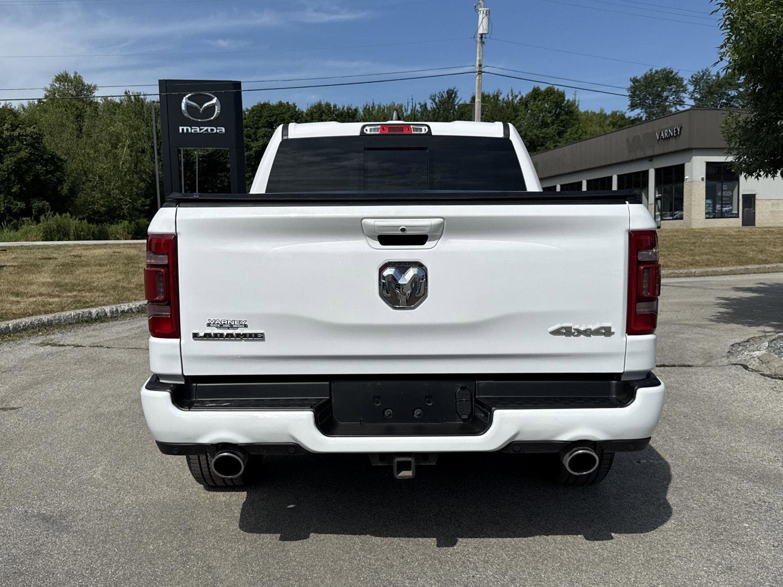 Used 2022 RAM 1500 Laramie w/ Sport Appearance Package image 9