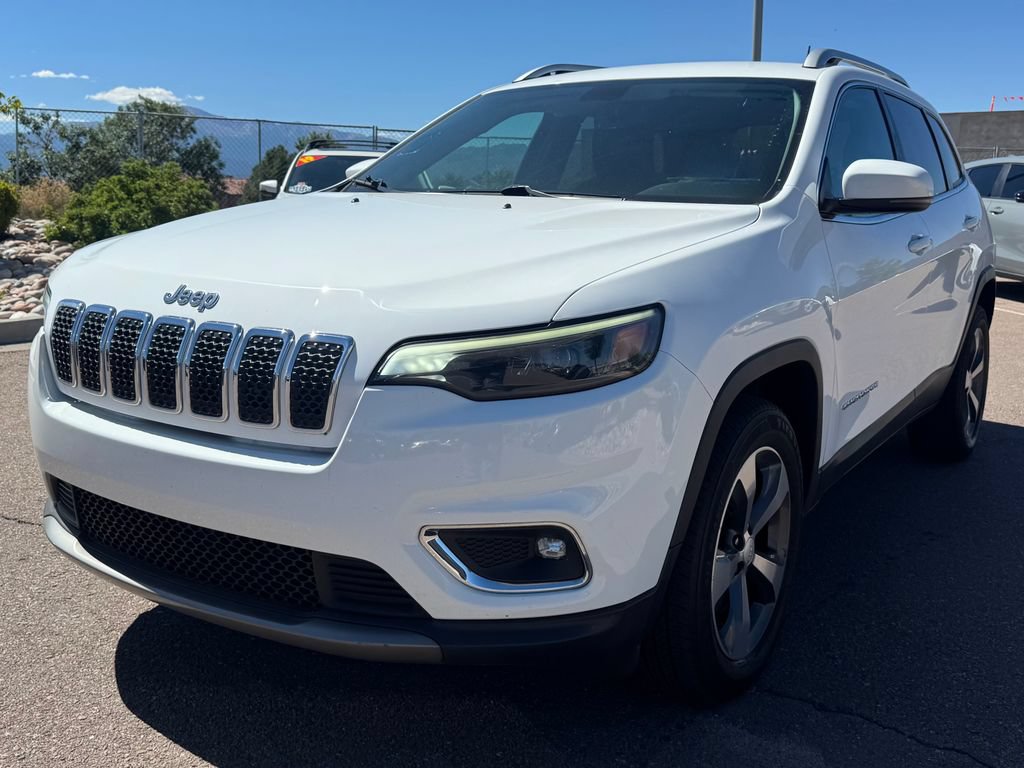 Used 2019 Jeep Cherokee Limited AWD/4WD image 3