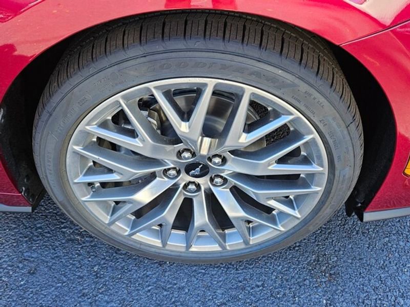 New 2025 Ford Mustang Premium image 17