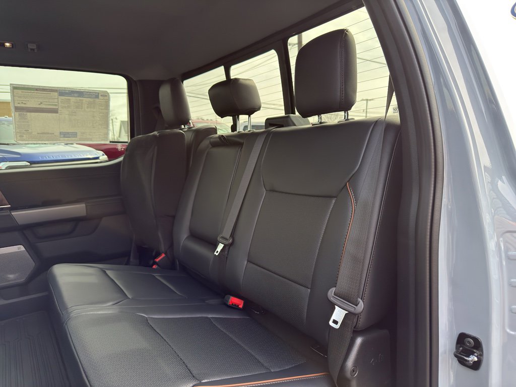 New 2026 Ford F350 Lariat w/ Black Appearance Package image 23