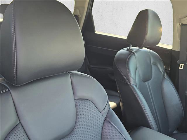 Used 2025 Kia Sorento S image 23