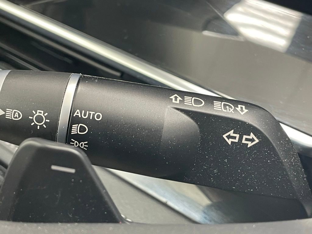 Used 2025 INFINITI QX80 Sensory AWD/4WD image 29