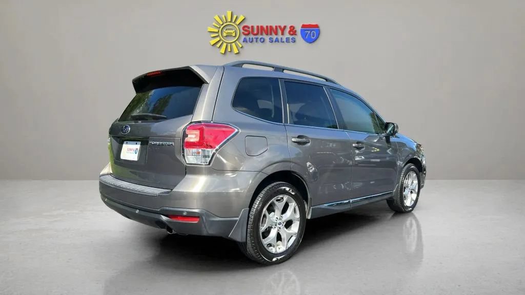 Used 2018 Subaru Forester 2.5i Touring AWD/4WD image 8