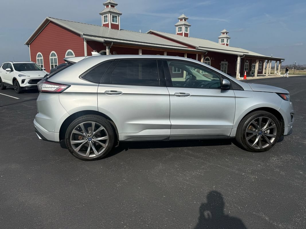 Used 2018 Ford Edge Sport w/ Equipment Group 401A AWD/4WD image 4