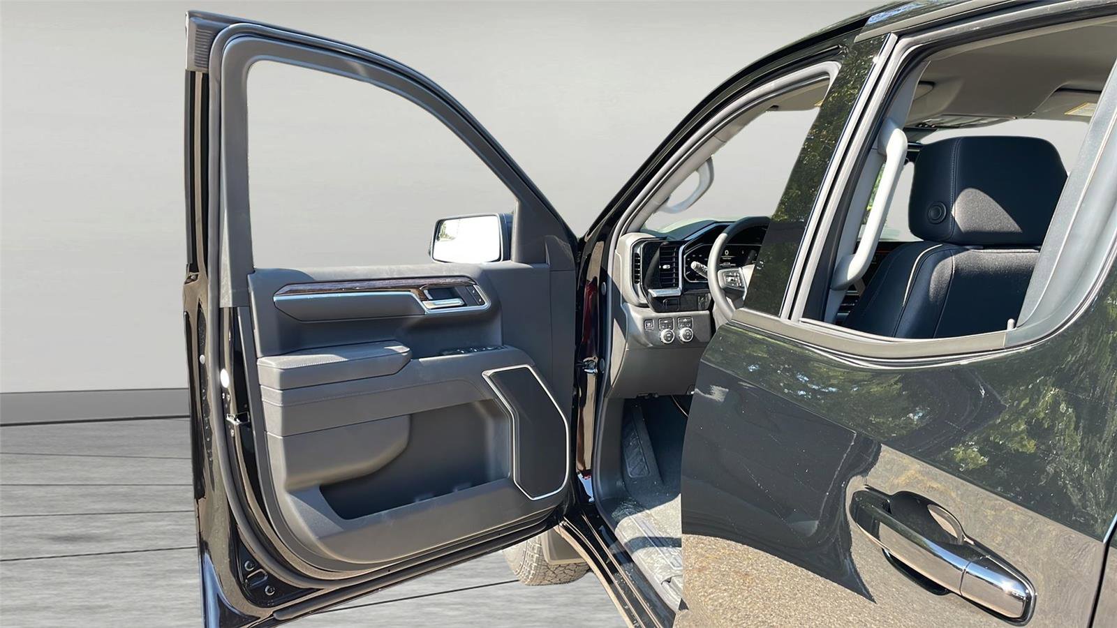 New 2026 GMC Sierra 1500 Elevation AWD/4WD image 14