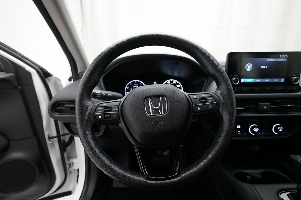 Certified 2023 Honda HR-V LX image 4