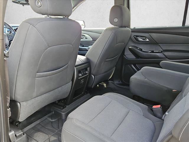 Used 2023 Chevrolet Traverse LT image 18