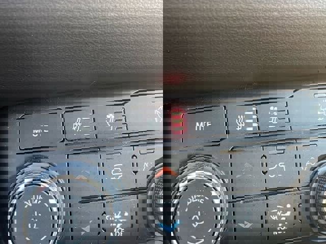 Used 2023 Dodge Durango GT image 23