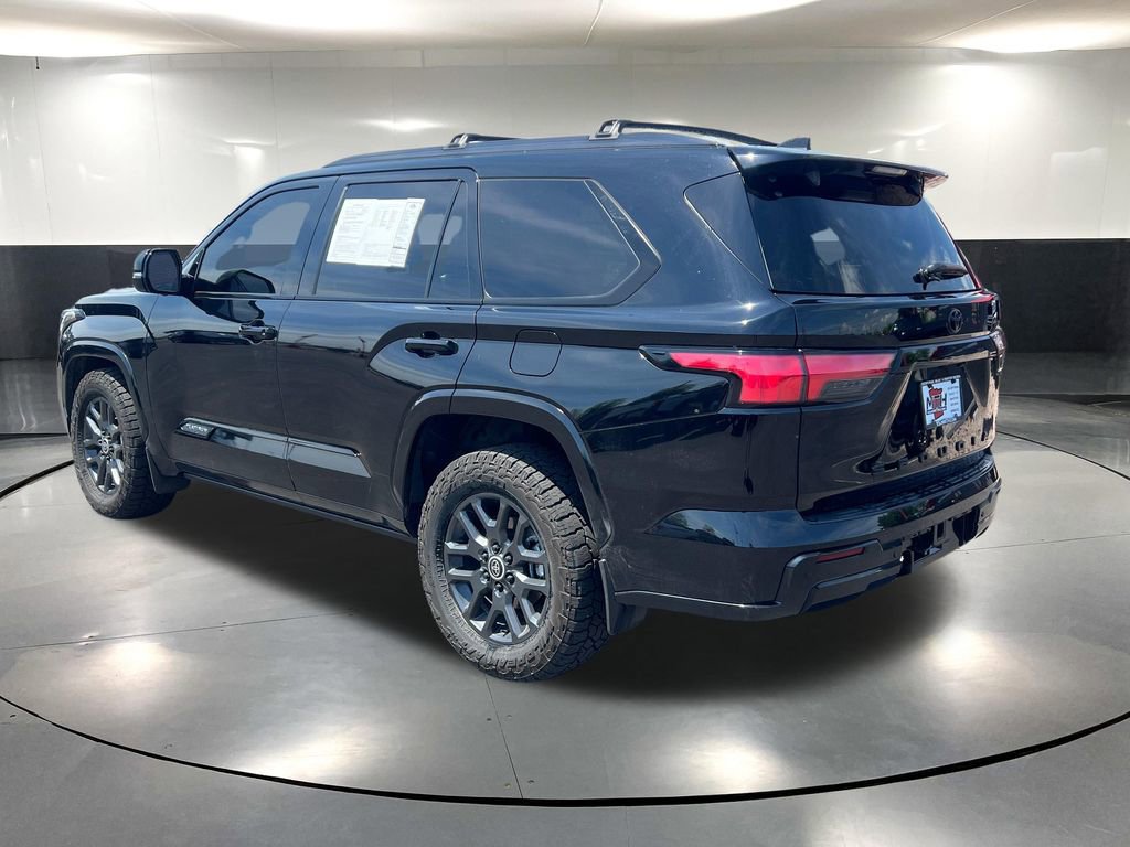 Used 2024 Toyota Sequoia Platinum AWD/4WD image 6