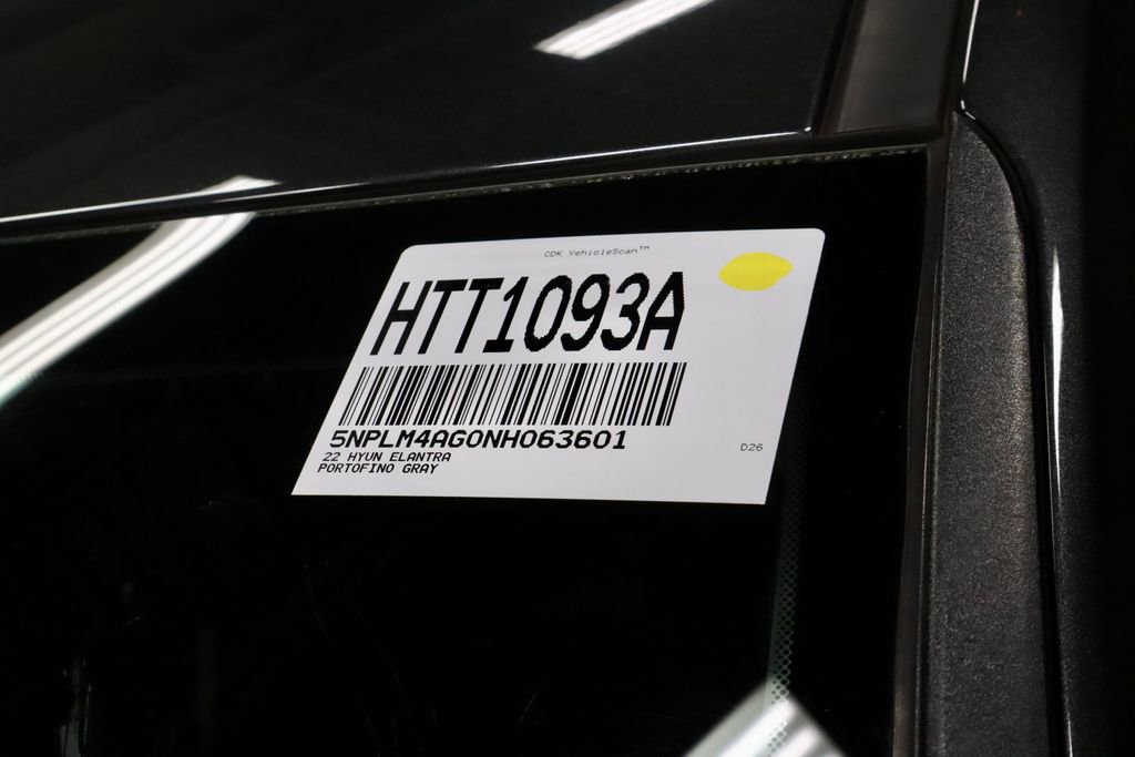 Used 2022 Hyundai Elantra SEL FWD image 32
