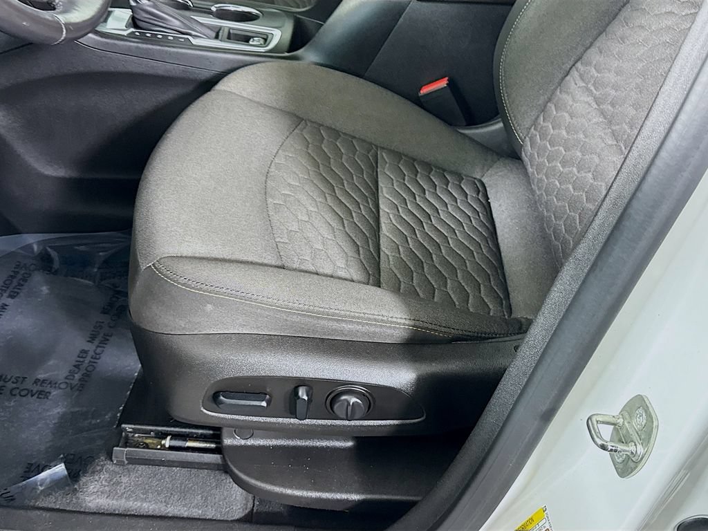 Used 2018 Chevrolet Equinox LT AWD/4WD image 23