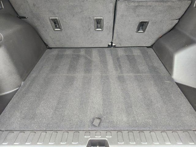 Used 2024 Chevrolet Equinox RS w/ RS Leather Package image 32