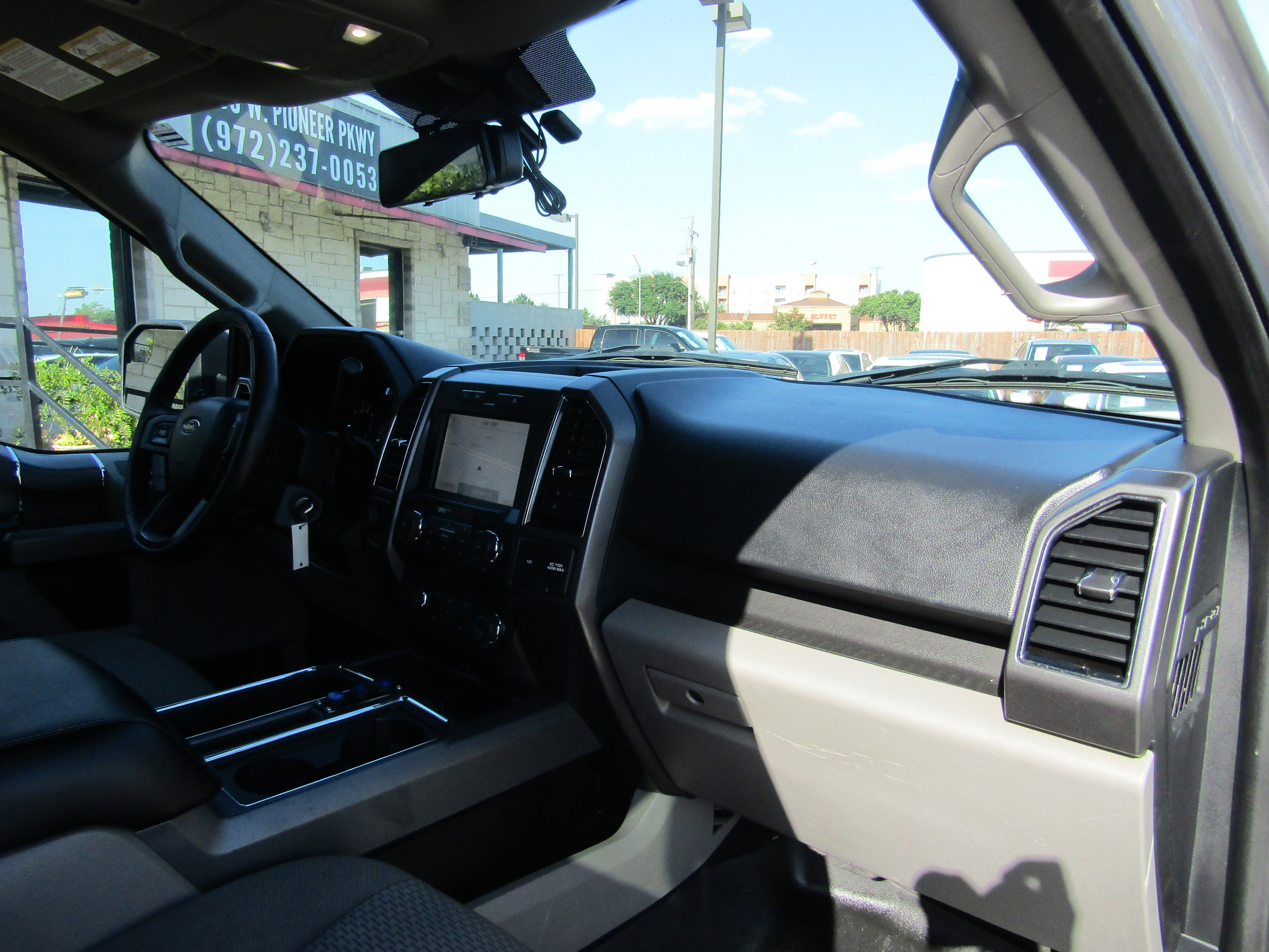 Used 2020 Ford F150 XLT w/ Equipment Group 302A Luxury image 11