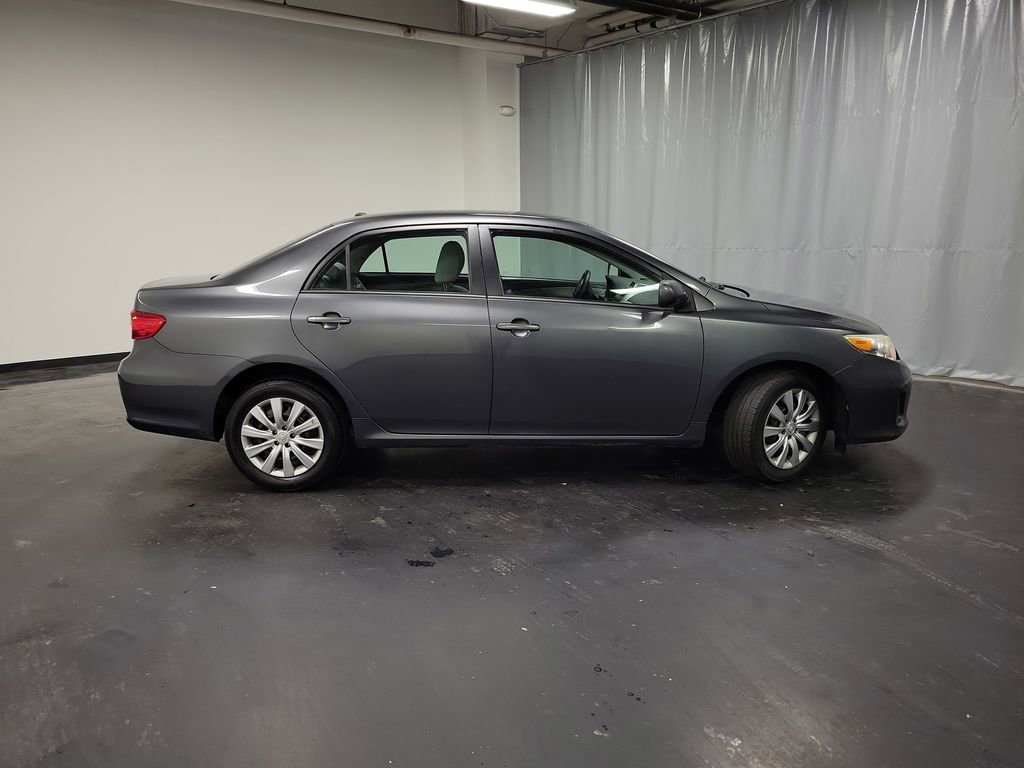 Used 2012 Toyota Corolla LE image 9