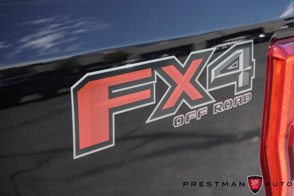 Used 2017 Ford F250 XLT w/ XLT Premium Package AWD/4WD image 7