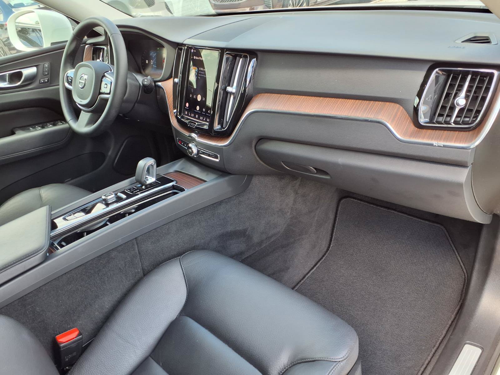 Certified 2023 Volvo XC60 B5 Plus w/ Protection Package Premier FWD image 10