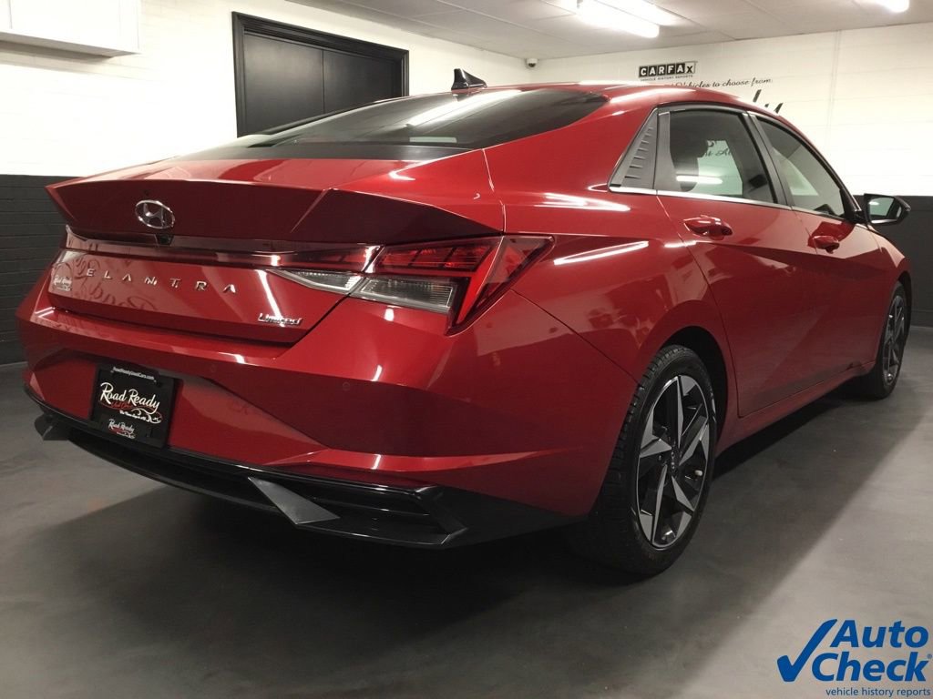 Used 2023 Hyundai Elantra Limited image 10