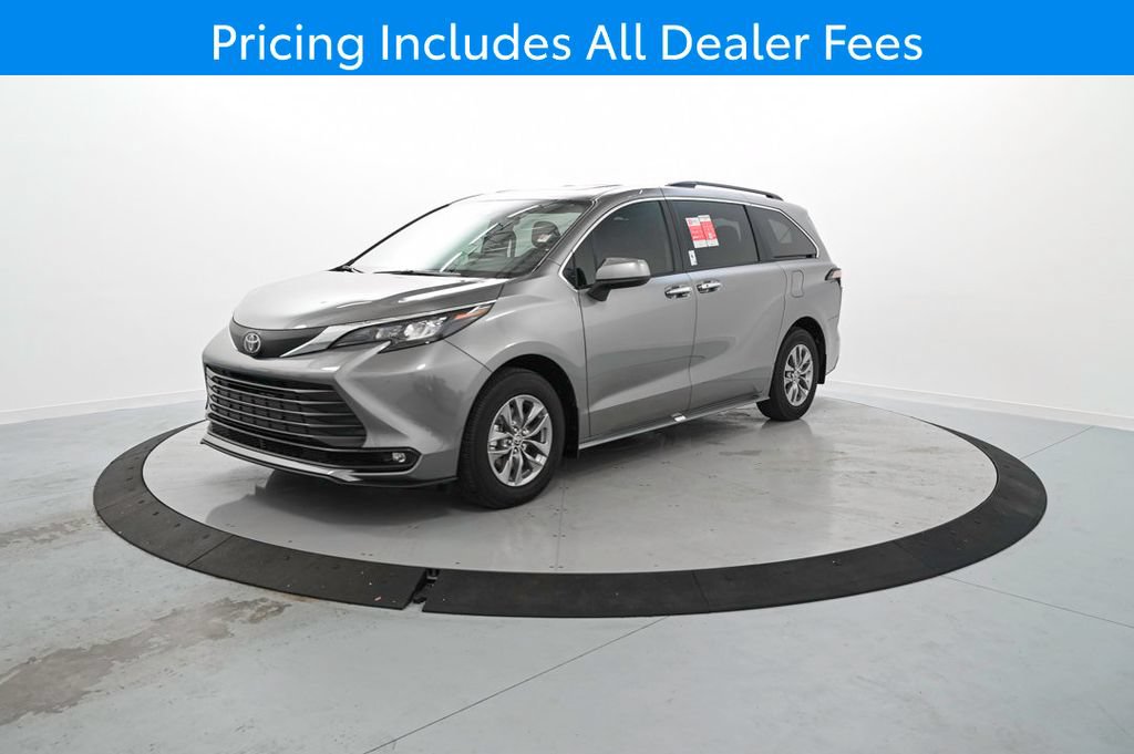 New 2026 Toyota Sienna XLE FWD image 1