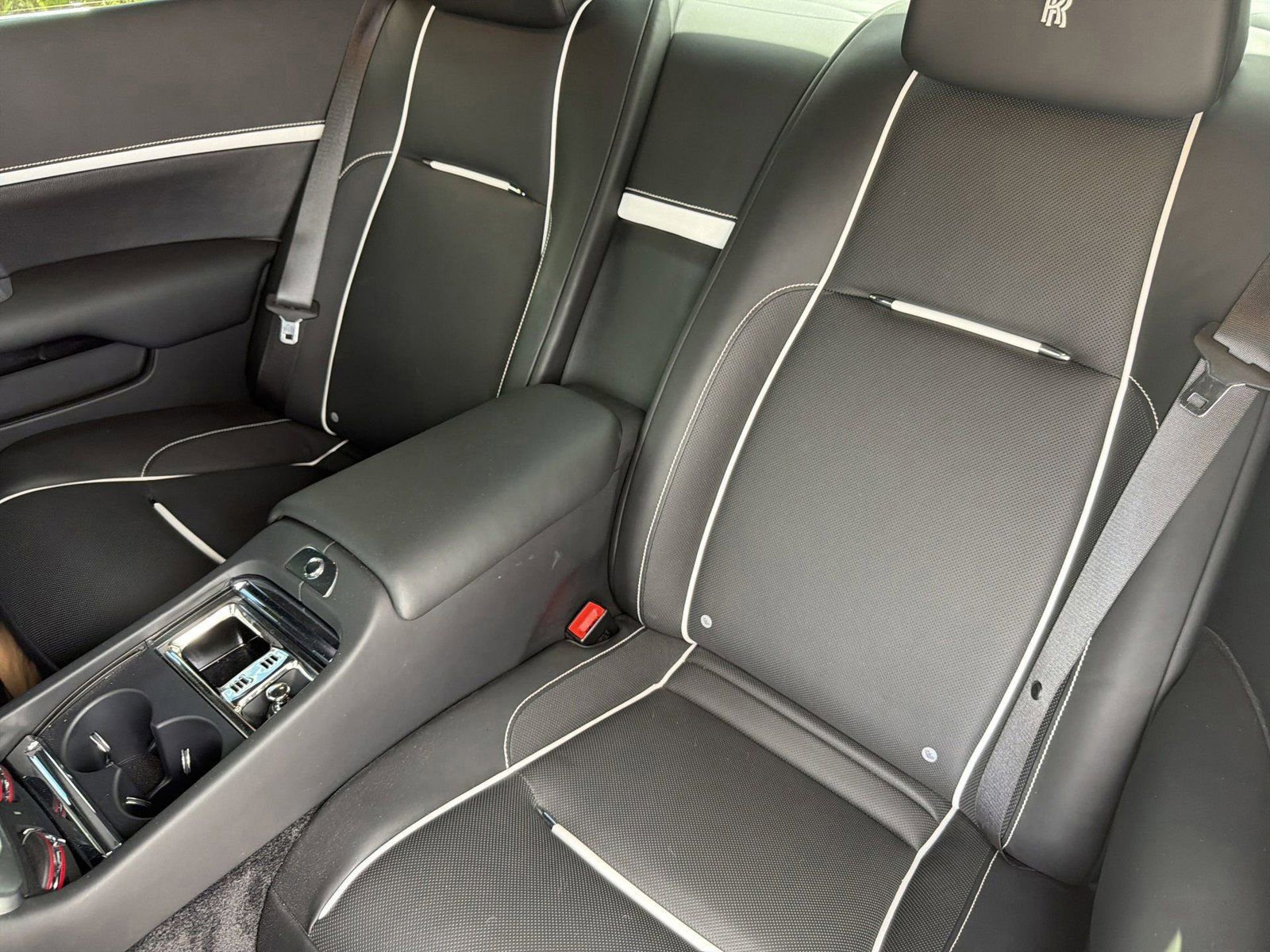 Used 2020 Rolls-Royce Wraith image 13