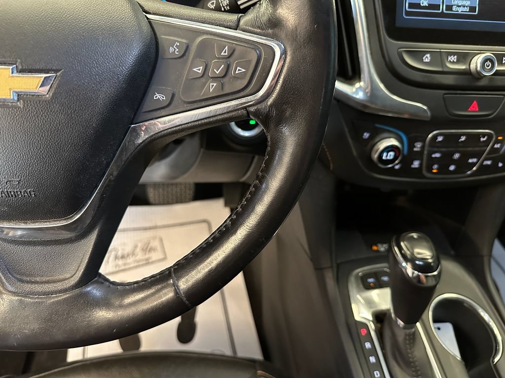 Used 2018 Chevrolet Equinox Premier AWD/4WD image 12