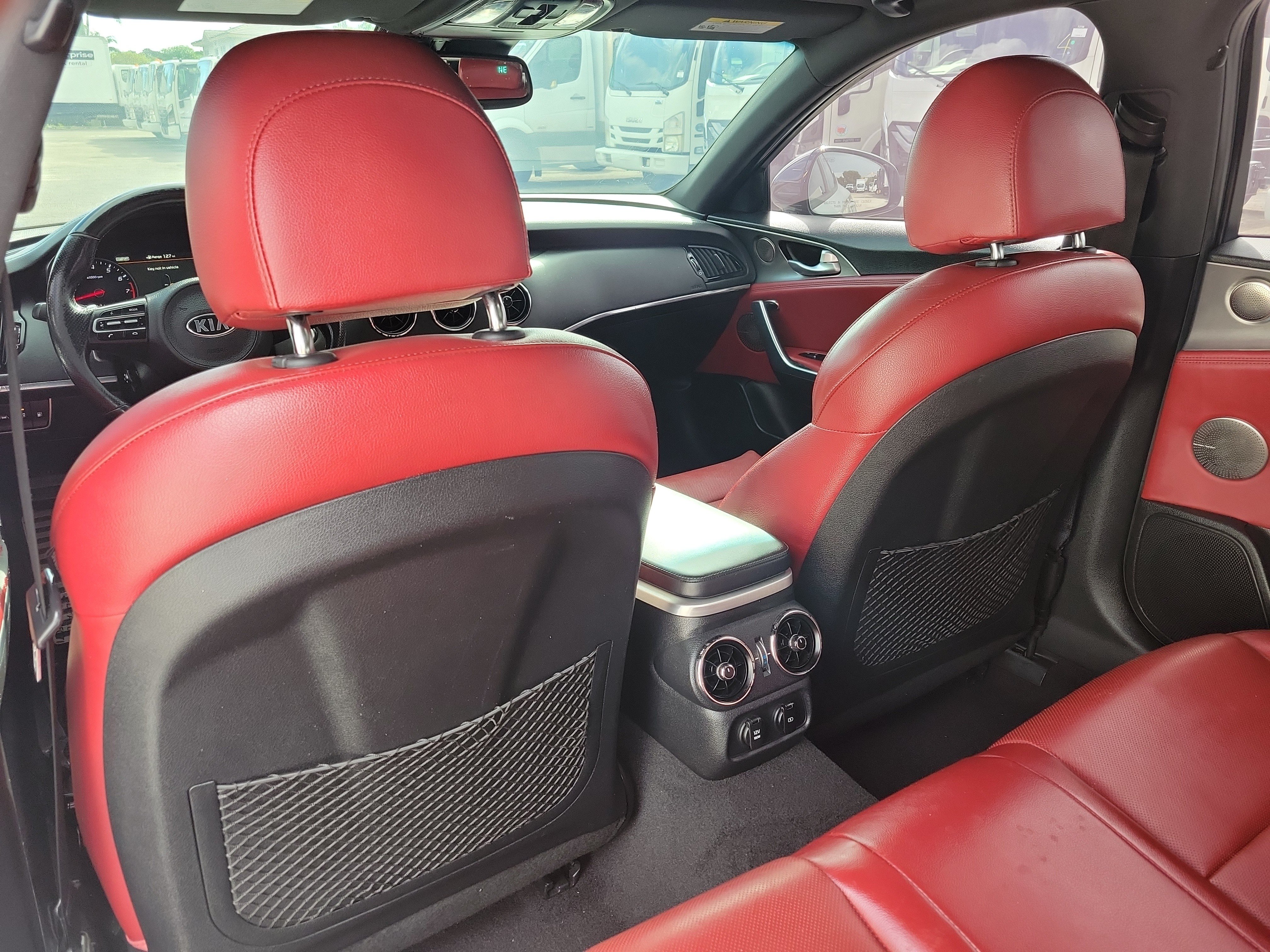 Used 2020 Kia Stinger GT1 RWD image 16