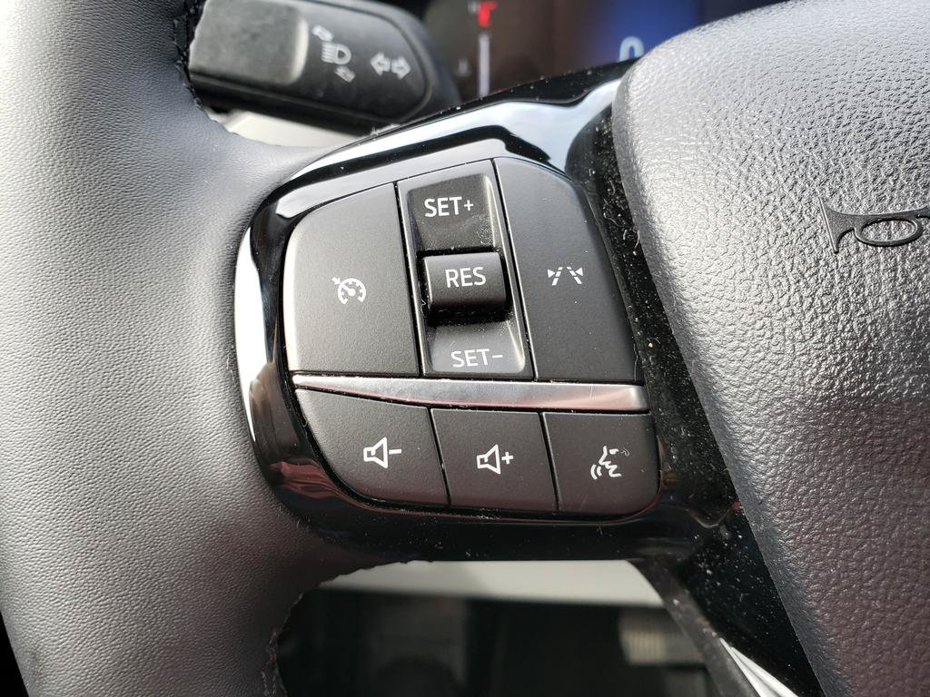 Used 2024 Ford Escape Active AWD/4WD image 22