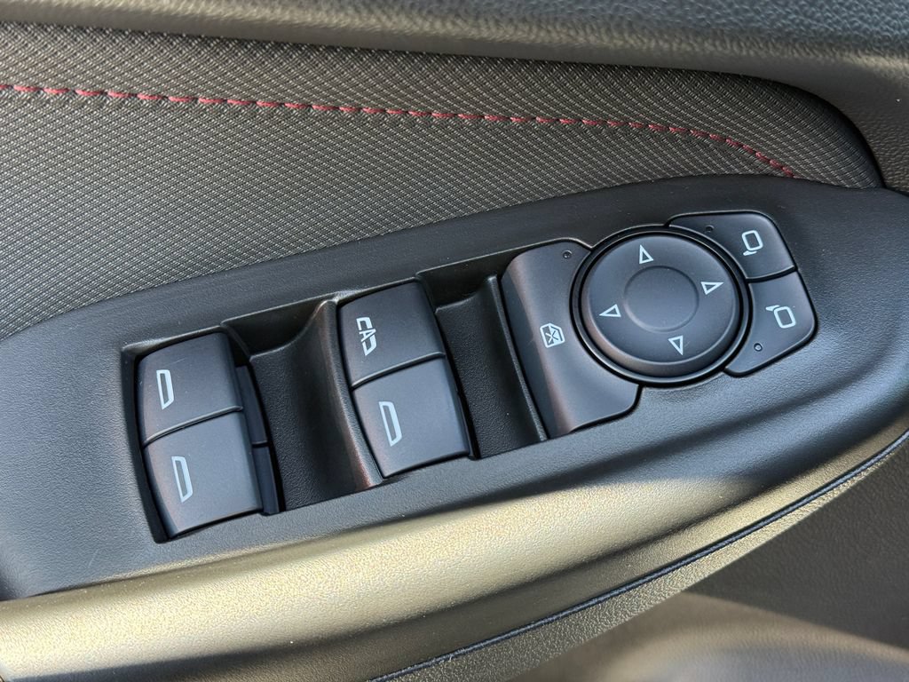 Used 2023 Chevrolet TrailBlazer RS w/ Convenience Package AWD/4WD image 26