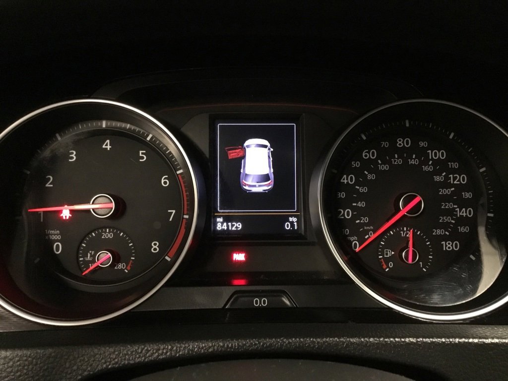 Used 2015 Volkswagen GTI SE w/ Lighting Package (SEL) FWD image 53