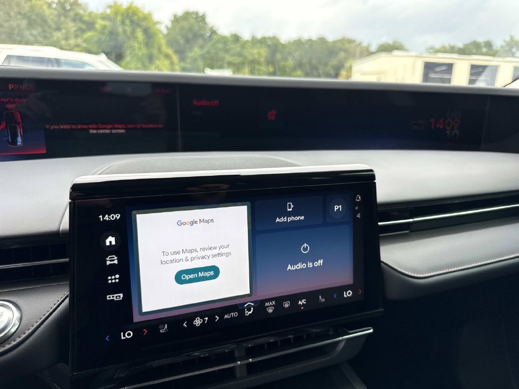 New 2026 Lincoln Nautilus Premier AWD/4WD image 23