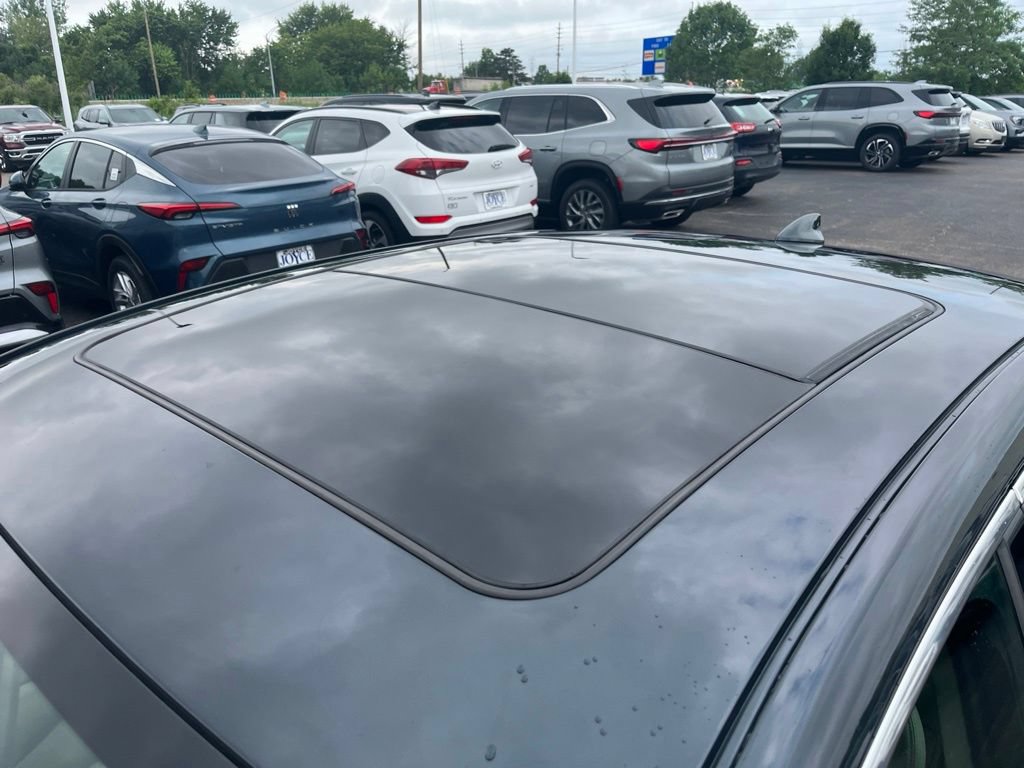Certified 2018 Buick LaCrosse Premium w/ Sun and Shade Package FWD image 9