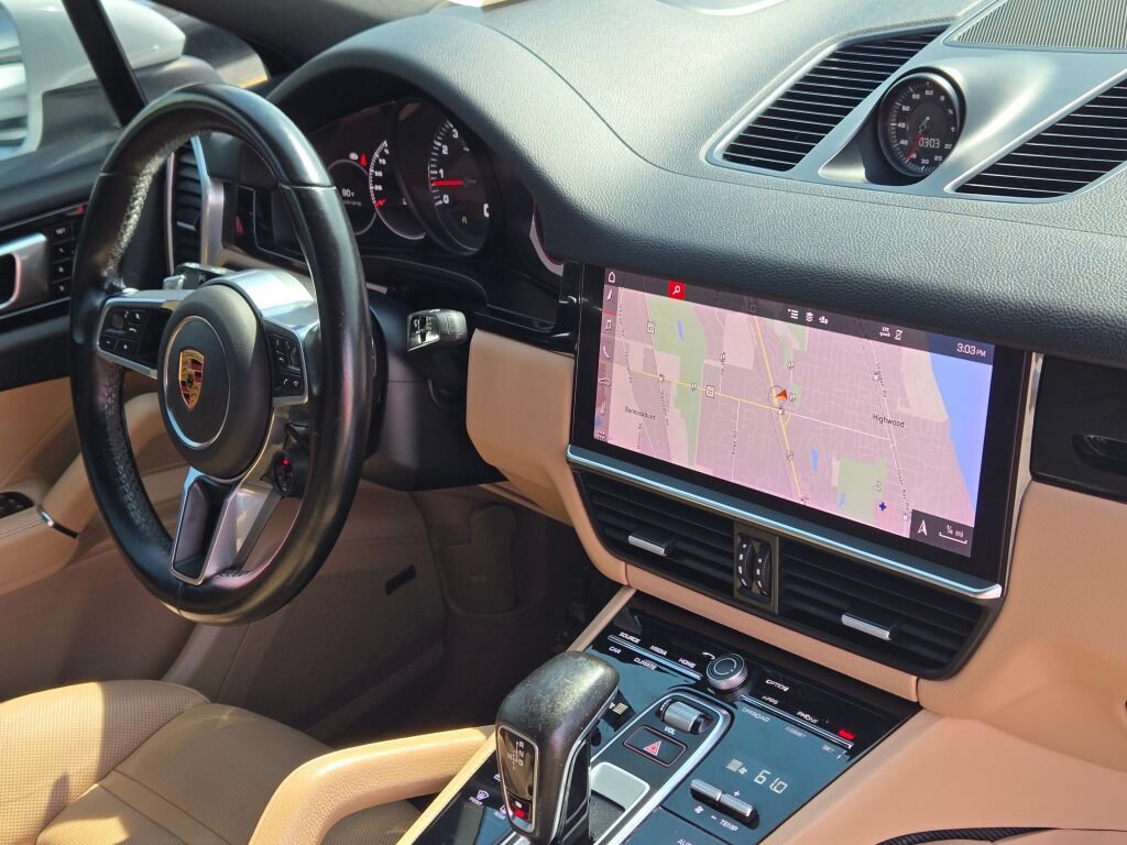Used 2021 Porsche Cayenne S AWD/4WD image 9