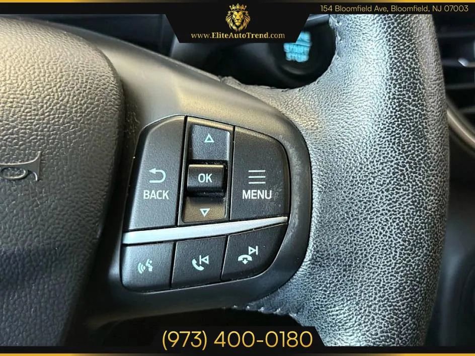 Used 2020 Ford Escape SEL image 13