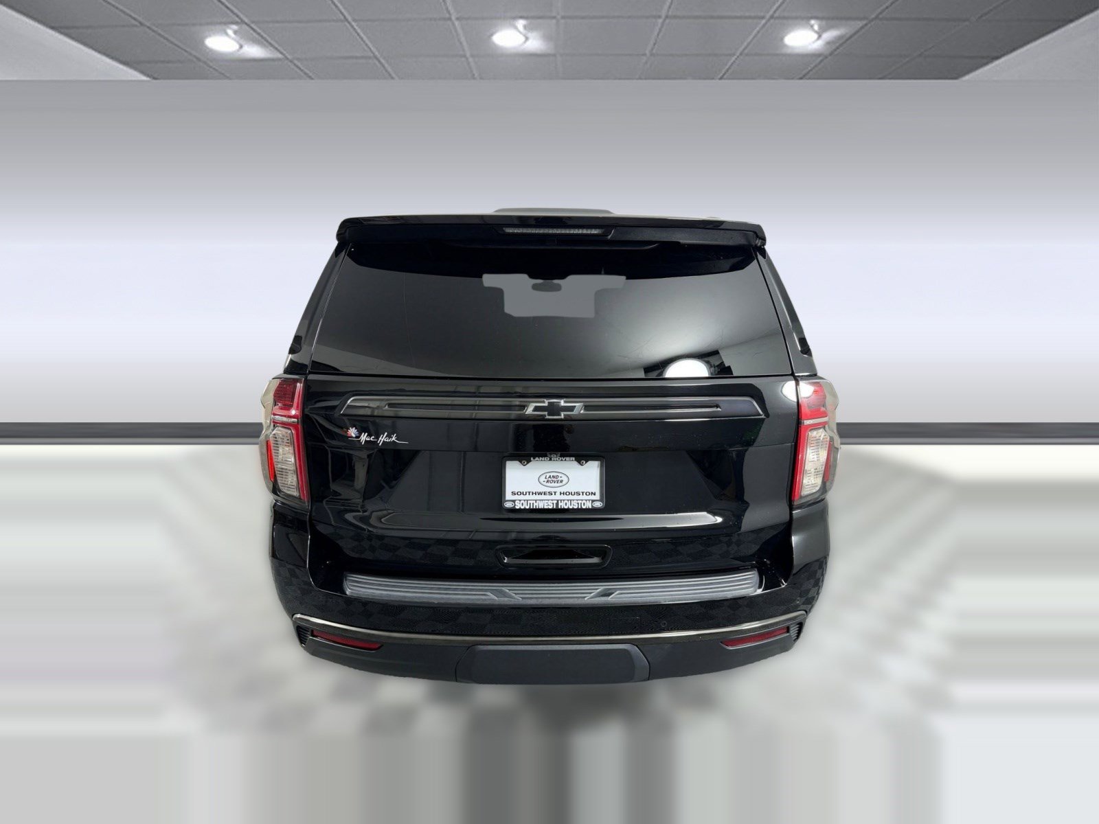 Used 2021 Chevrolet Tahoe Z71 w/ Z71 Off-Road Package AWD/4WD image 10