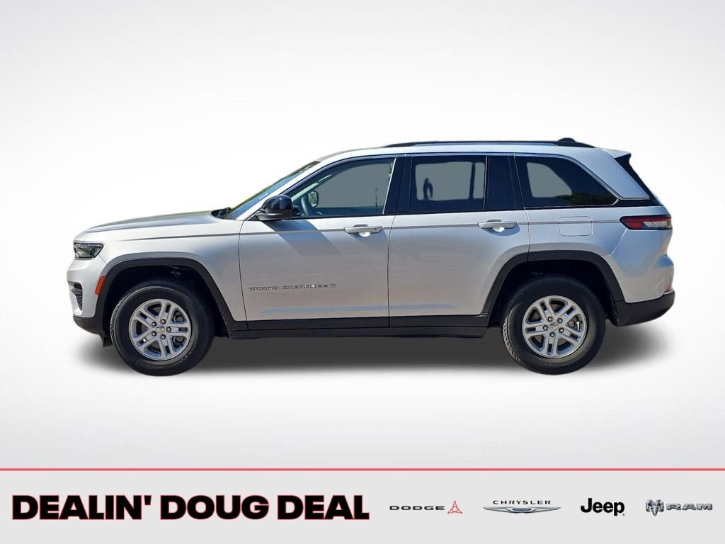 Used 2023 Jeep Grand Cherokee Laredo video 3