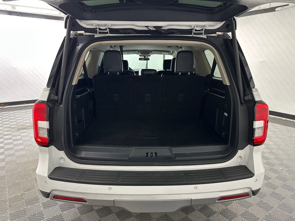 Used 2024 Ford Expedition Max XLT image 21