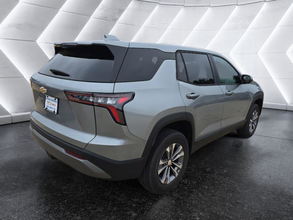 New 2026 Chevrolet Equinox LT FWD image 5