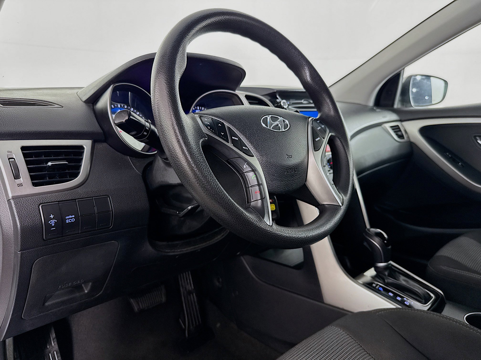 Used 2017 Hyundai Elantra GT image 20