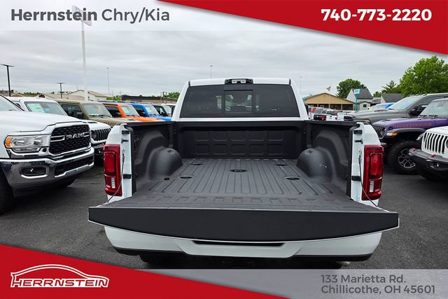Used 2026 RAM 2500 Laramie AWD/4WD image 17