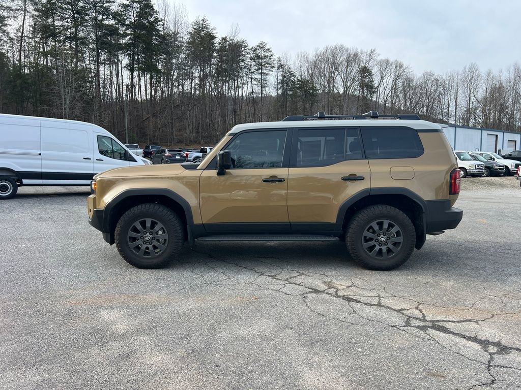 Used 2024 Toyota Land Cruiser image 8