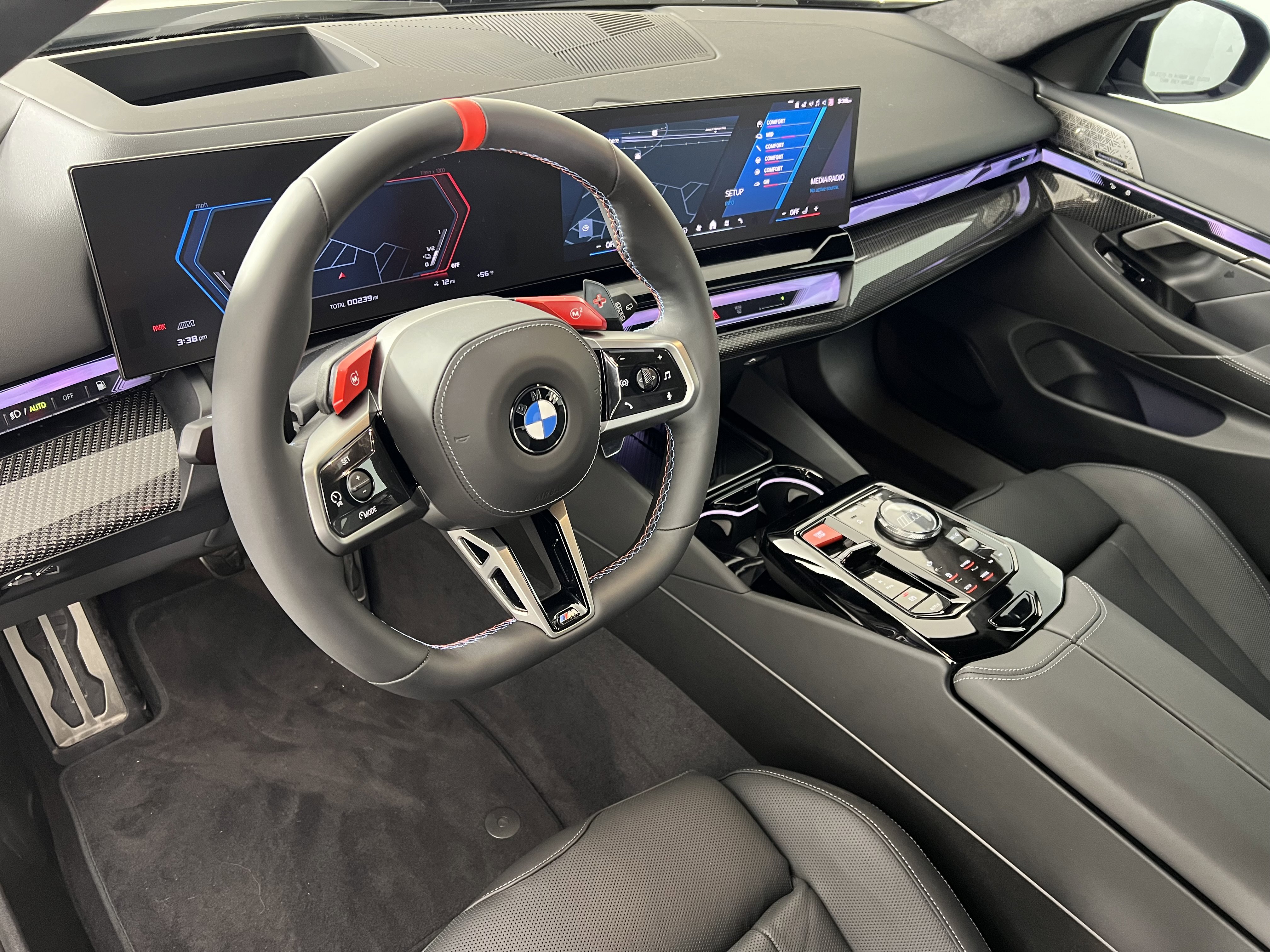 Used 2026 BMW M5 Touring image 17