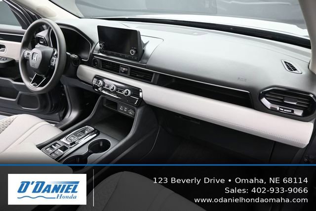 Used 2023 Honda Pilot LX image 43